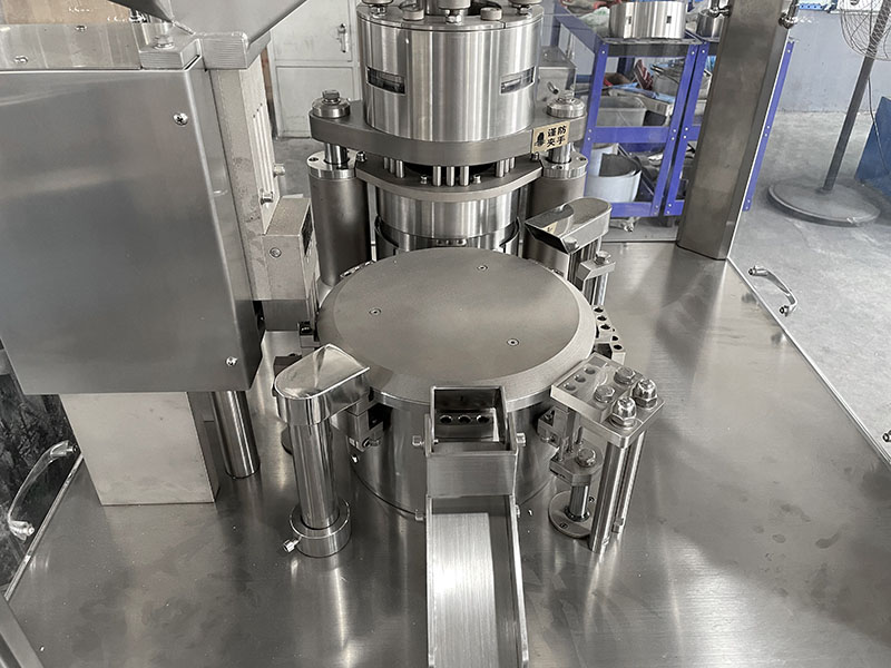 如何使用和維護(hù)全自動(dòng)膠囊填充機(jī)?